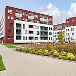 Rentplanet - Cztery Pory Roku Apartment