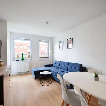 Apartment Rentplanet - Cztery Pory Roku *