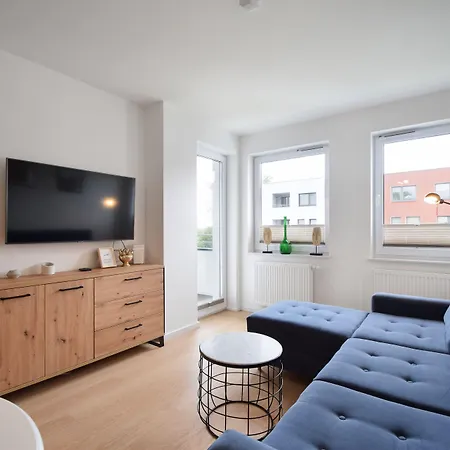 Rentplanet - Cztery Pory Roku Apartment