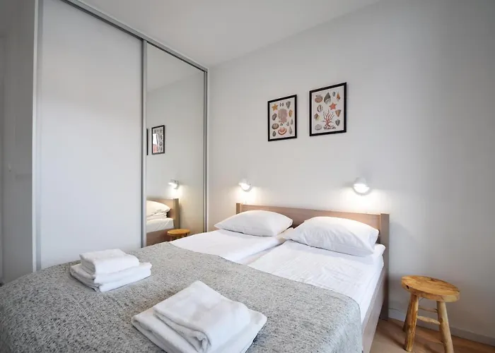 Rentplanet - Cztery Pory Roku Apartament